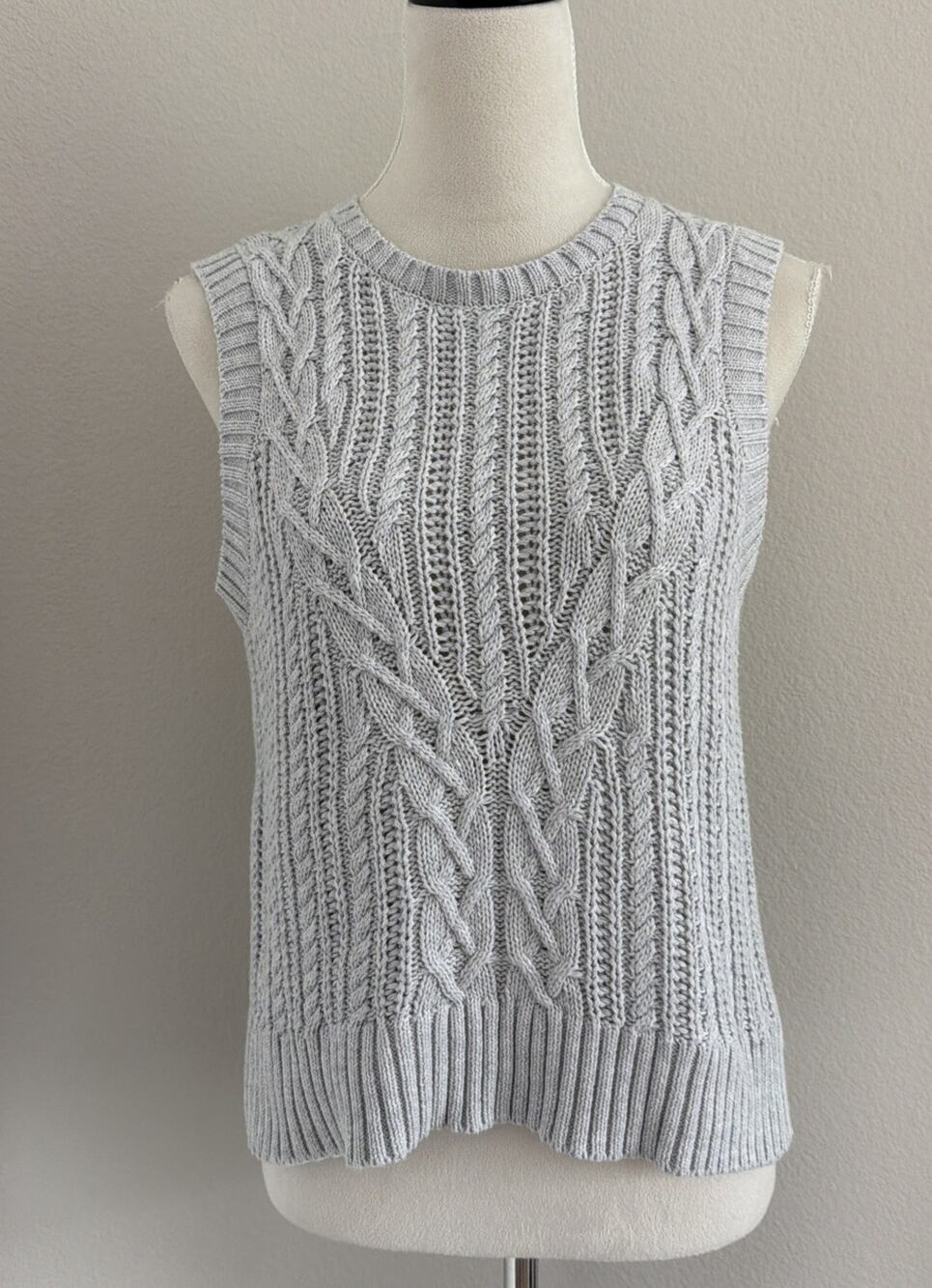 Rachel Zoe Cable Knit Sweater Vest Women Small Gray Crewneck Sleeveless Preppy